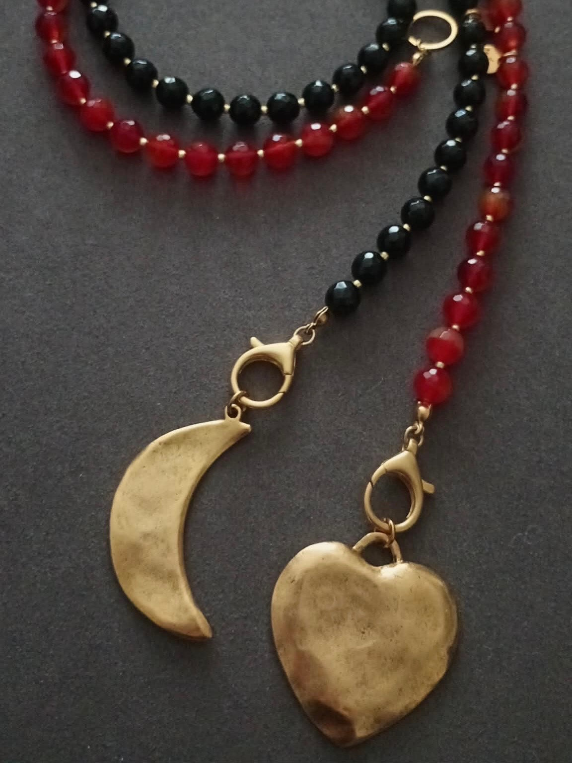 BLACK CRESCENT NECKLACE