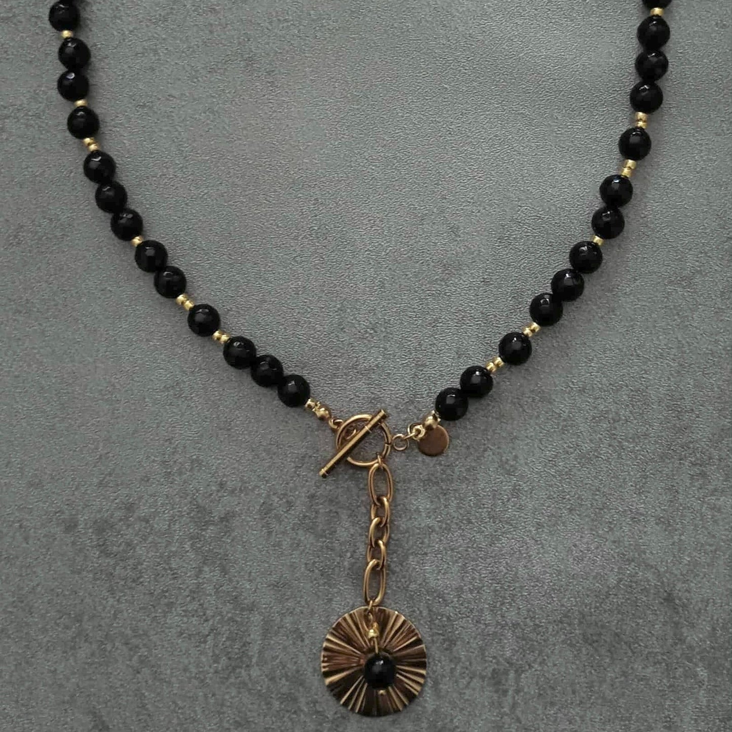 SOLAVELA NECKLACE