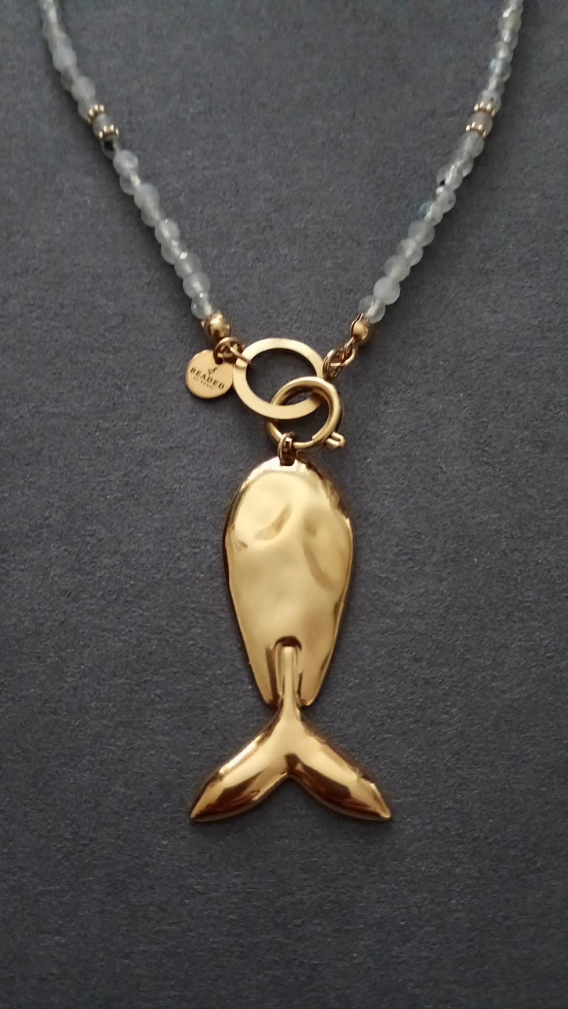 INNER-LED LABRADORITE NECKLACE