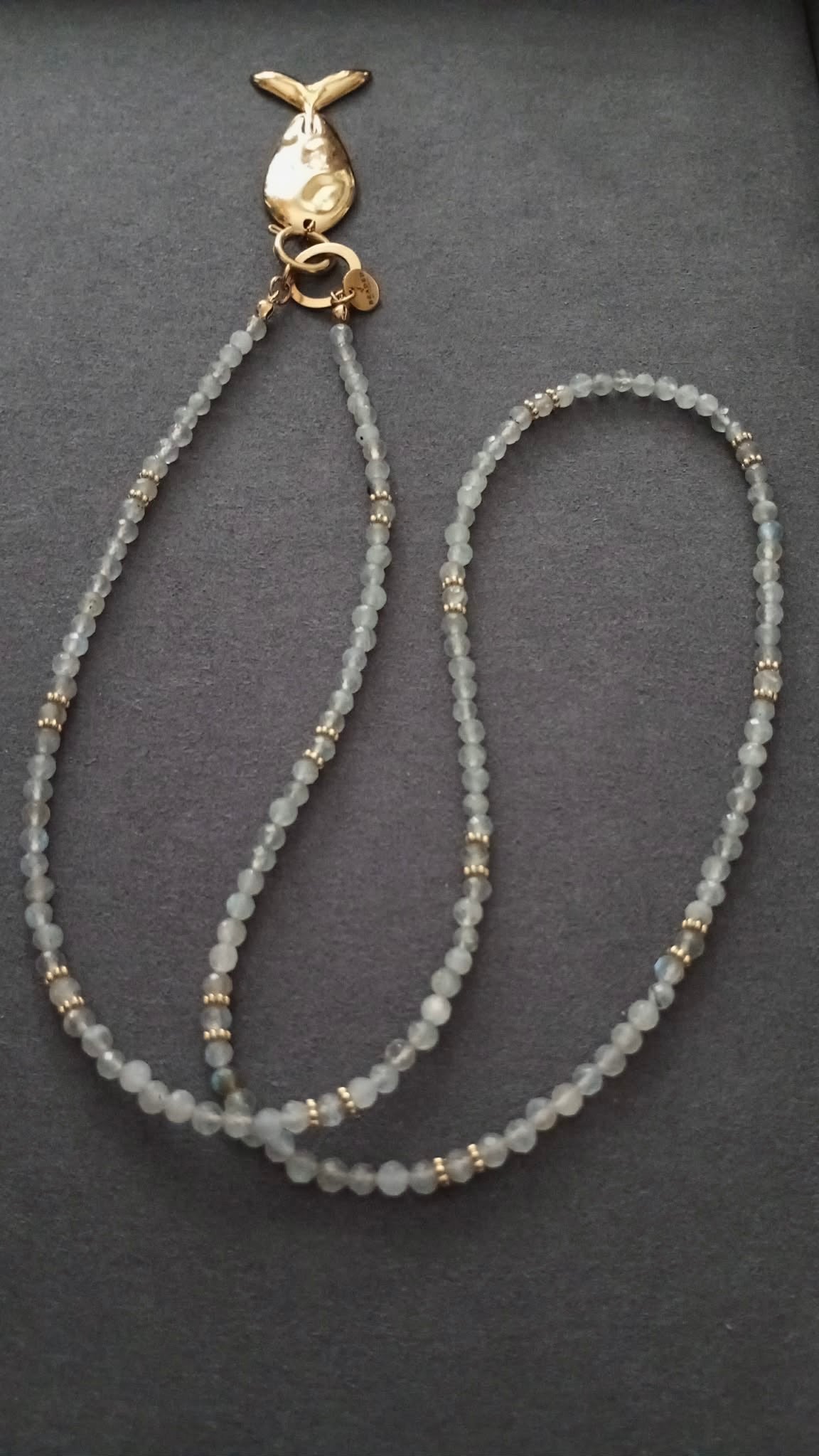 INNER-LED LABRADORITE NECKLACE