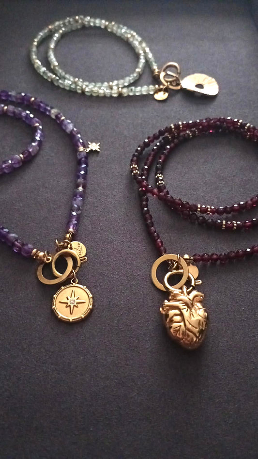 HEART-LED GARNET NECKLACE