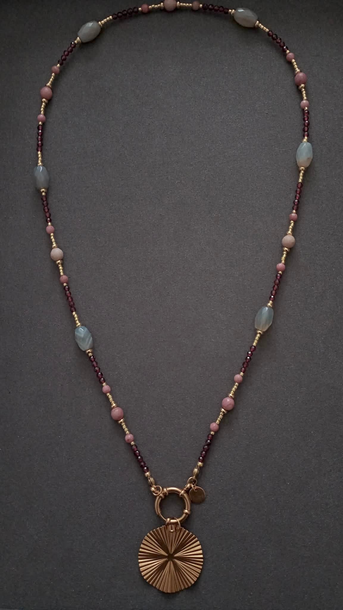 AURA NECKLACE